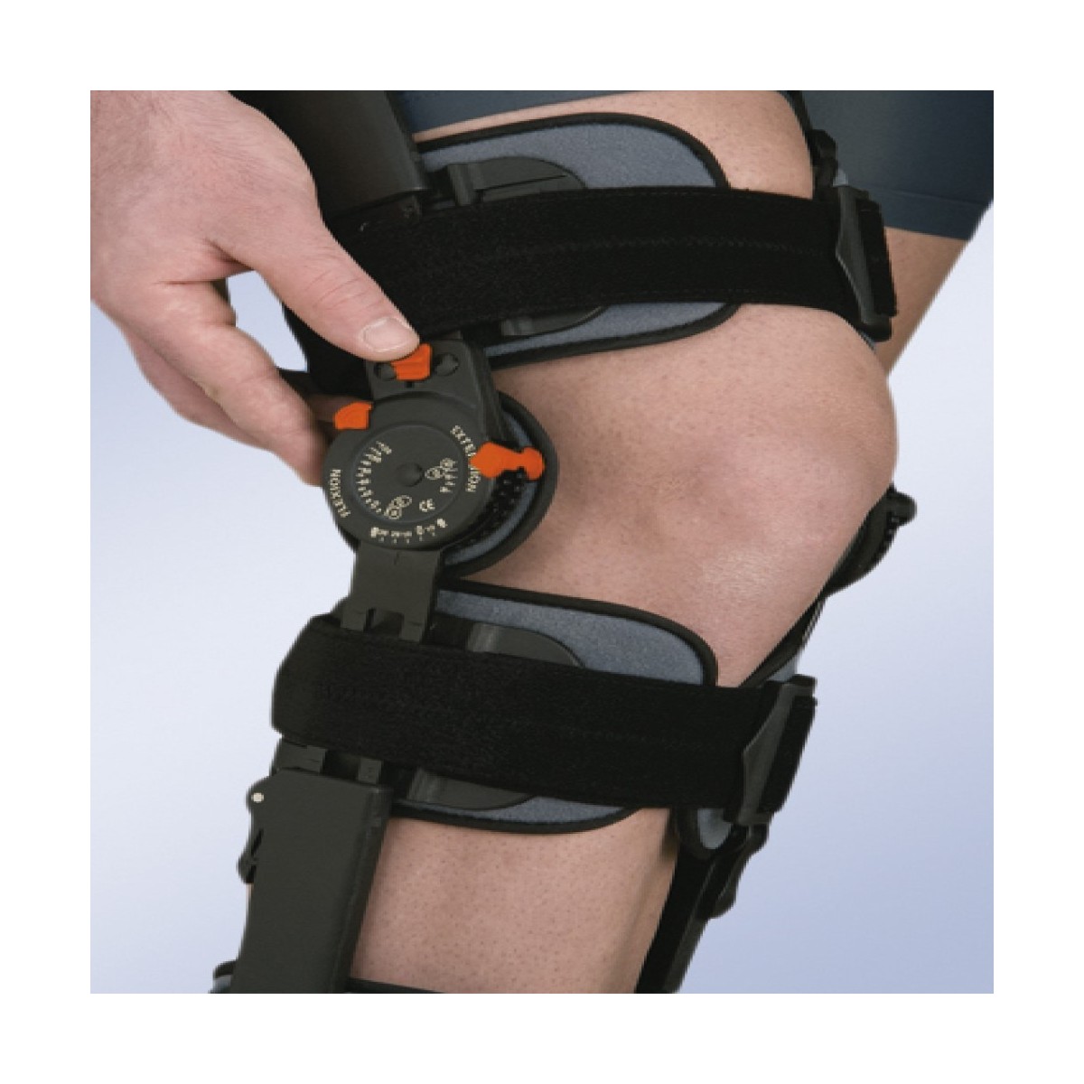 ORTESIS DE RODILLA REGULABLE CON BLOQUEO 4...